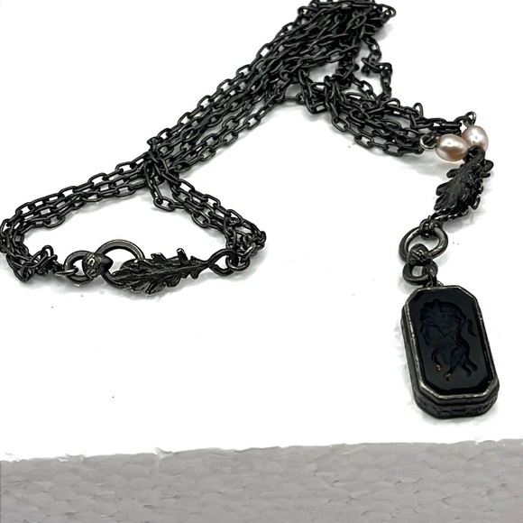 Gorgeous Signed EXTASIA Black Cameo Bead Pearl Necklace Triple Black Chain - Picture 9 of 14